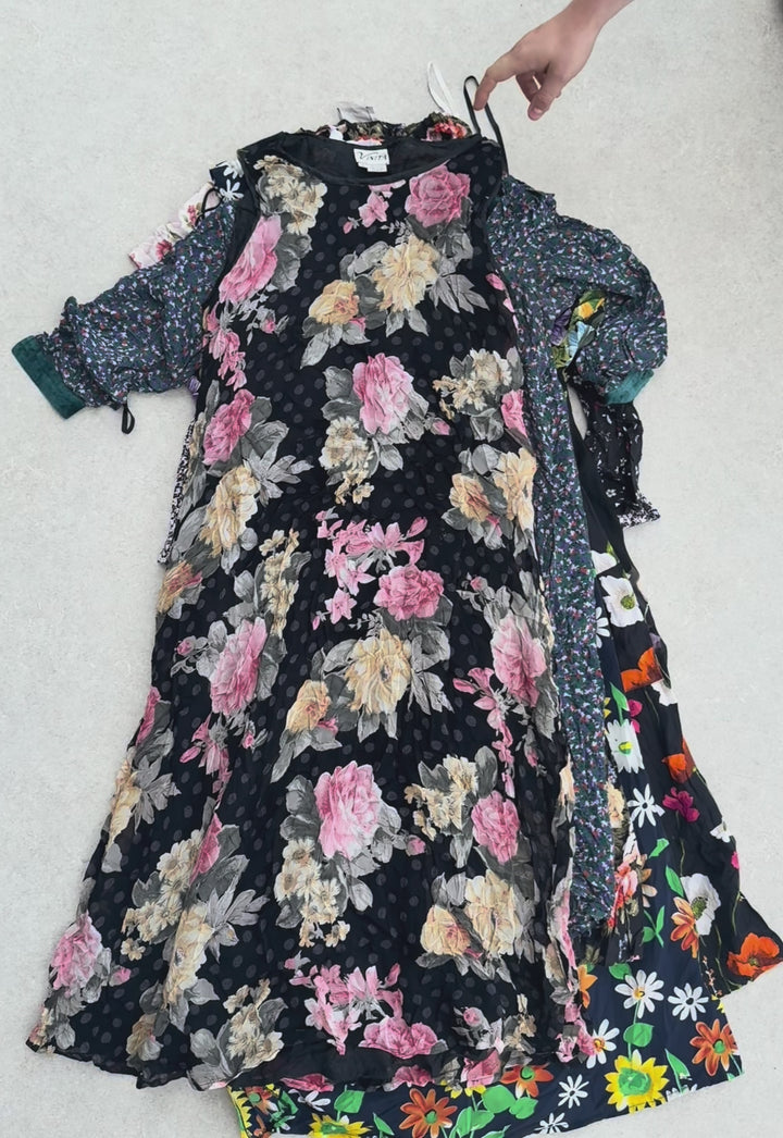 SALE! 10 Floral 90’s Dresses - Reseller Box