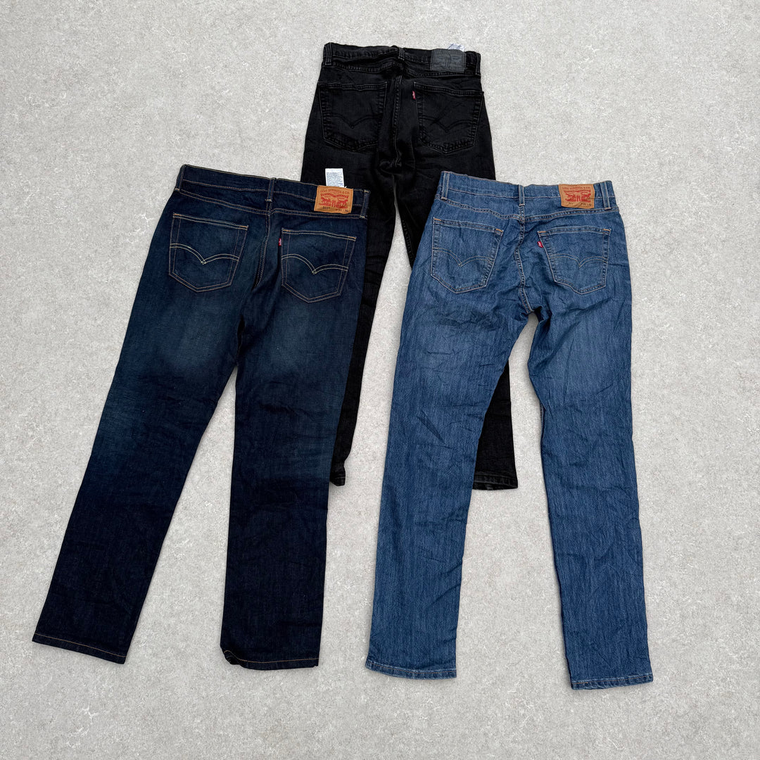 Unopened Bale of Levi’s Mix code