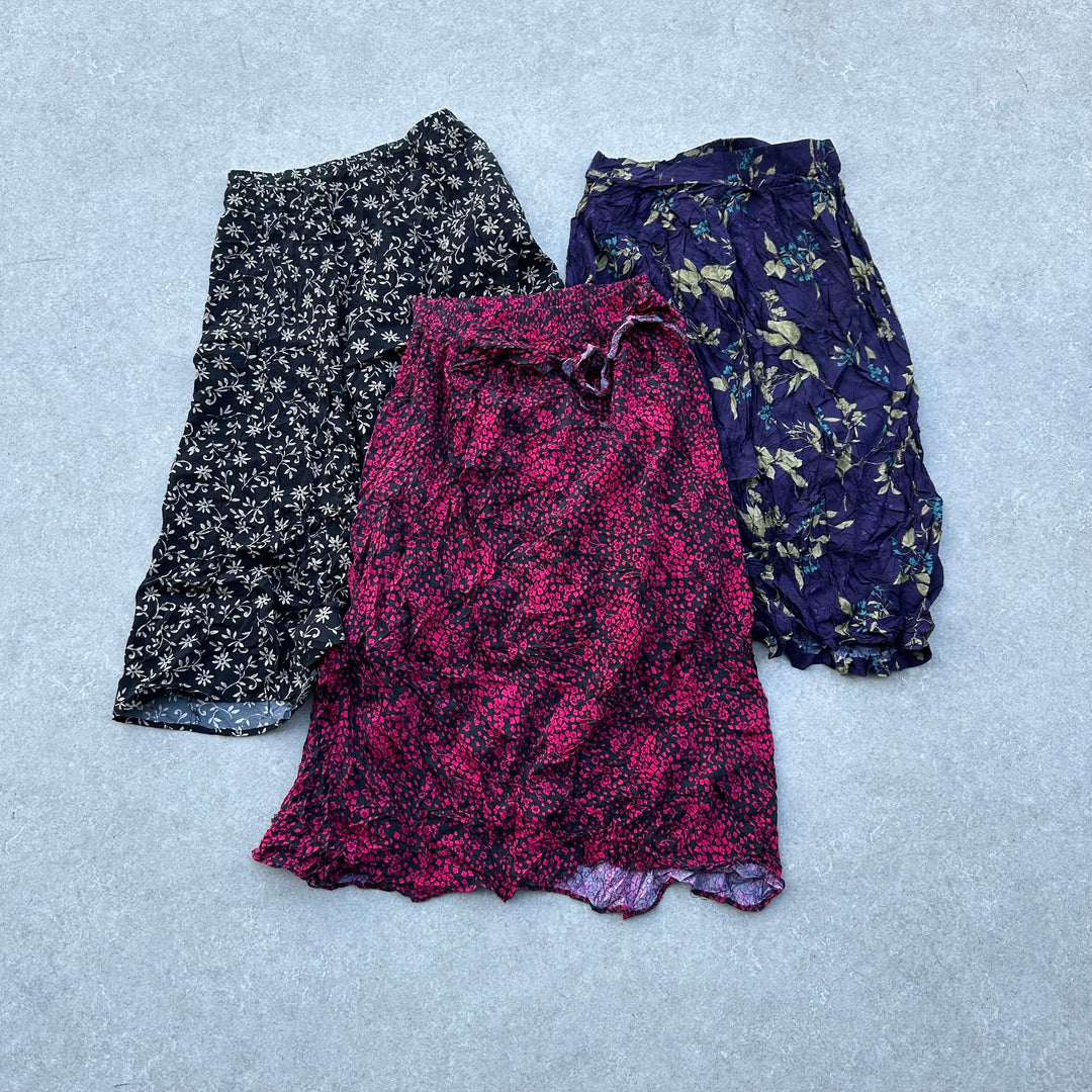 Unopened 45.5kg Bale of Vintage Skirts