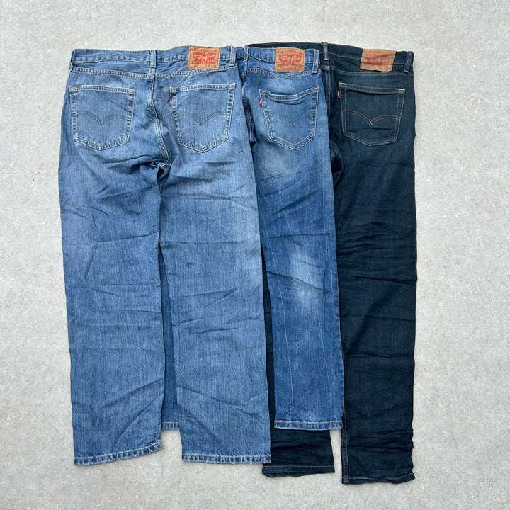 10 Levi’s Mixed Code Jeans - Reseller Box