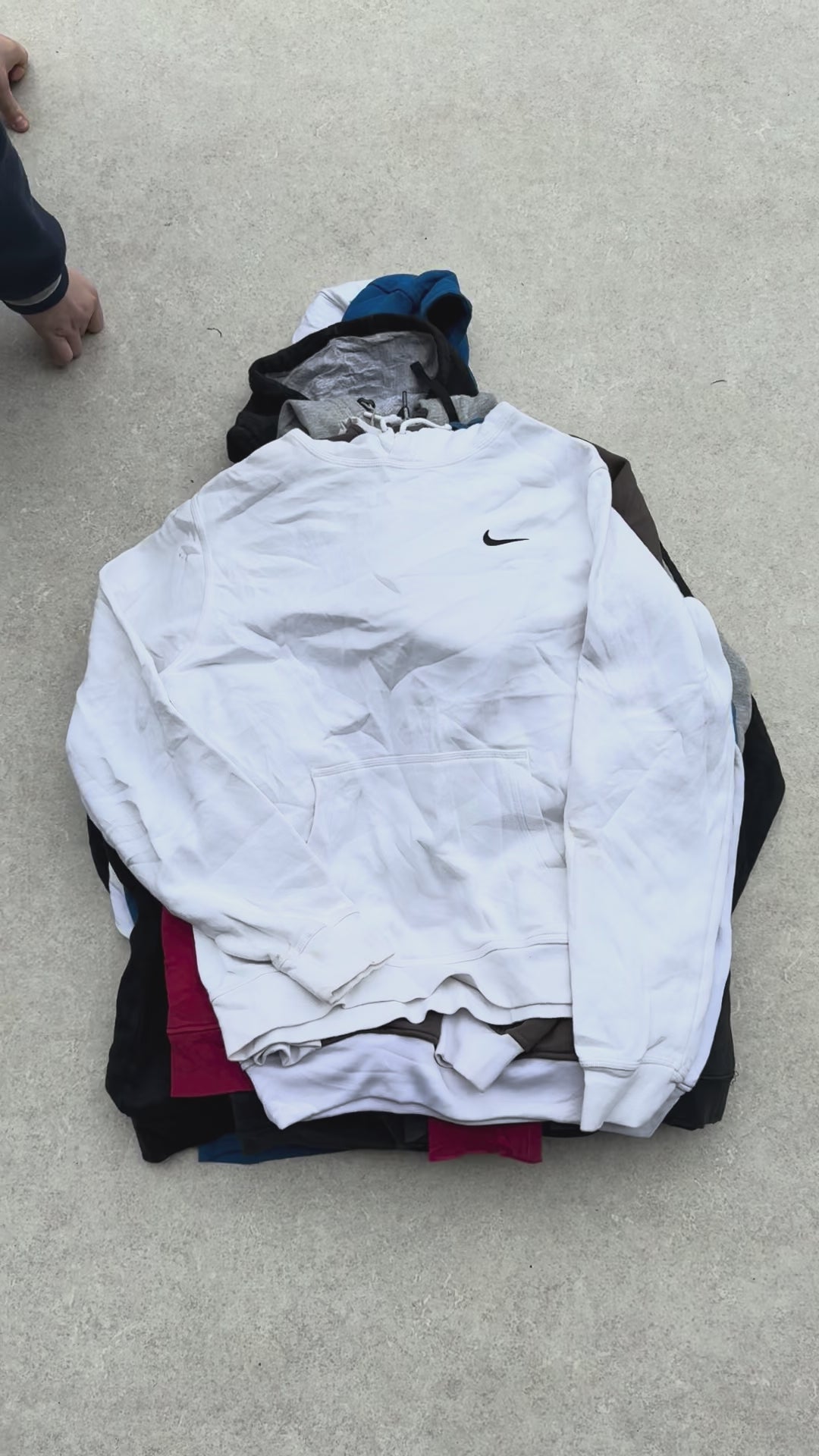 10 Branded Hoodies - Reseller Box
