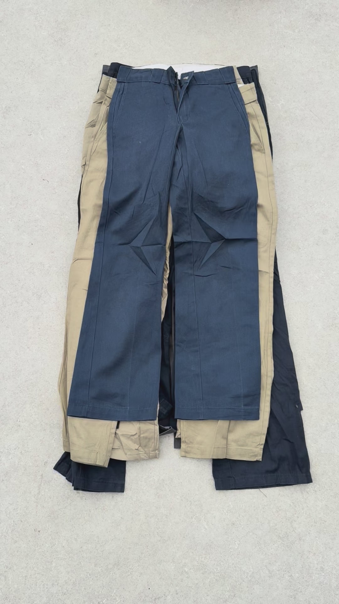 SALE! Unopened 45.5kg Dickies Trousers Bale