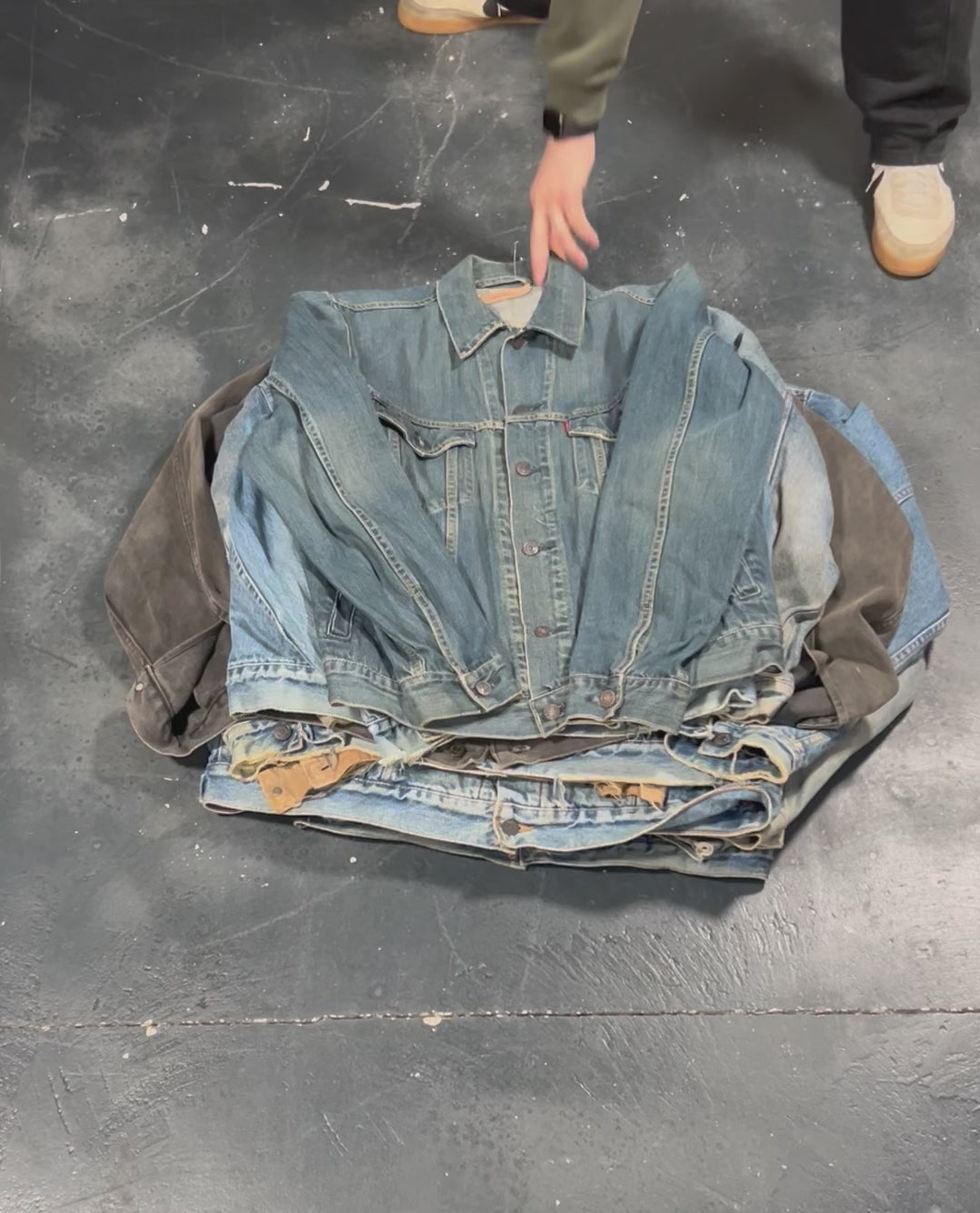 10 x Branded Denim Jackets