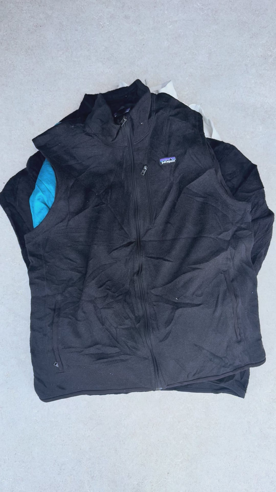 10 Patagonia Fleeces - Reseller Box