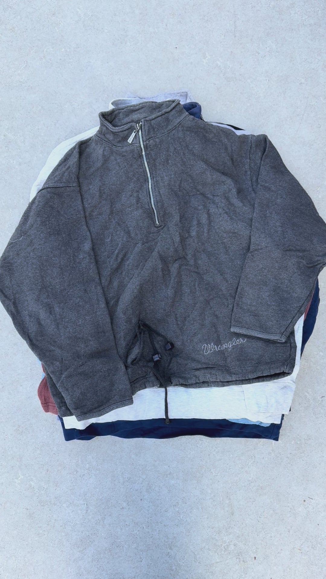 10 Branded Sweatshirts - Reseller Box