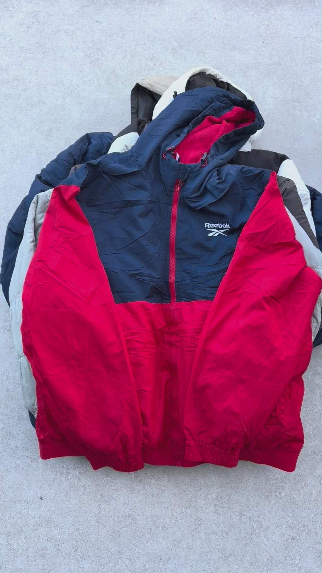 10 Branded Puffer Jackets - Reseller Box