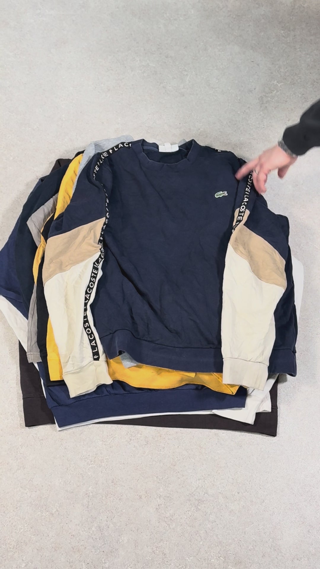 10 Branded Sweatshirts - Reseller Box