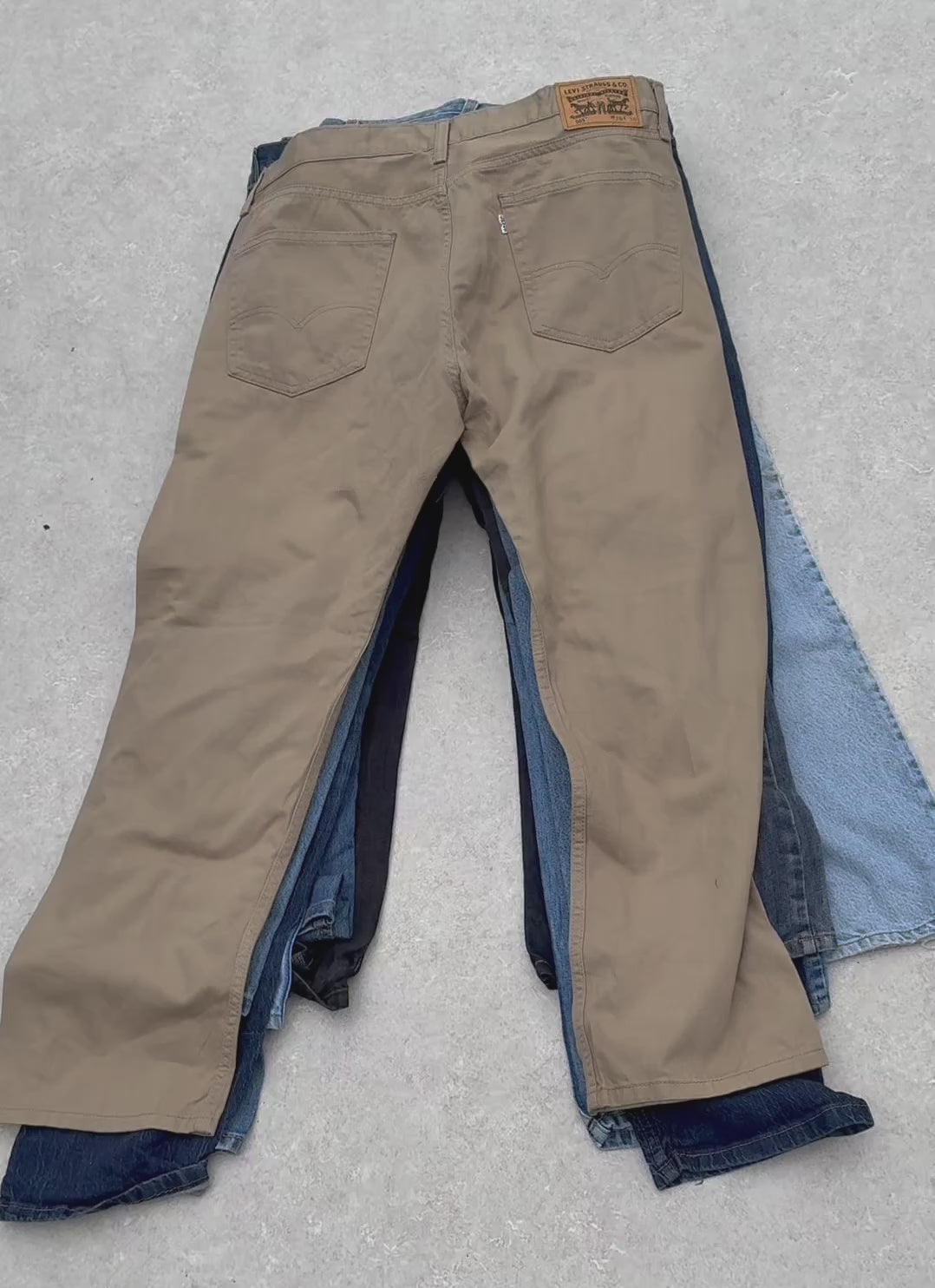 Unopened Bale of Levi’s Mix code