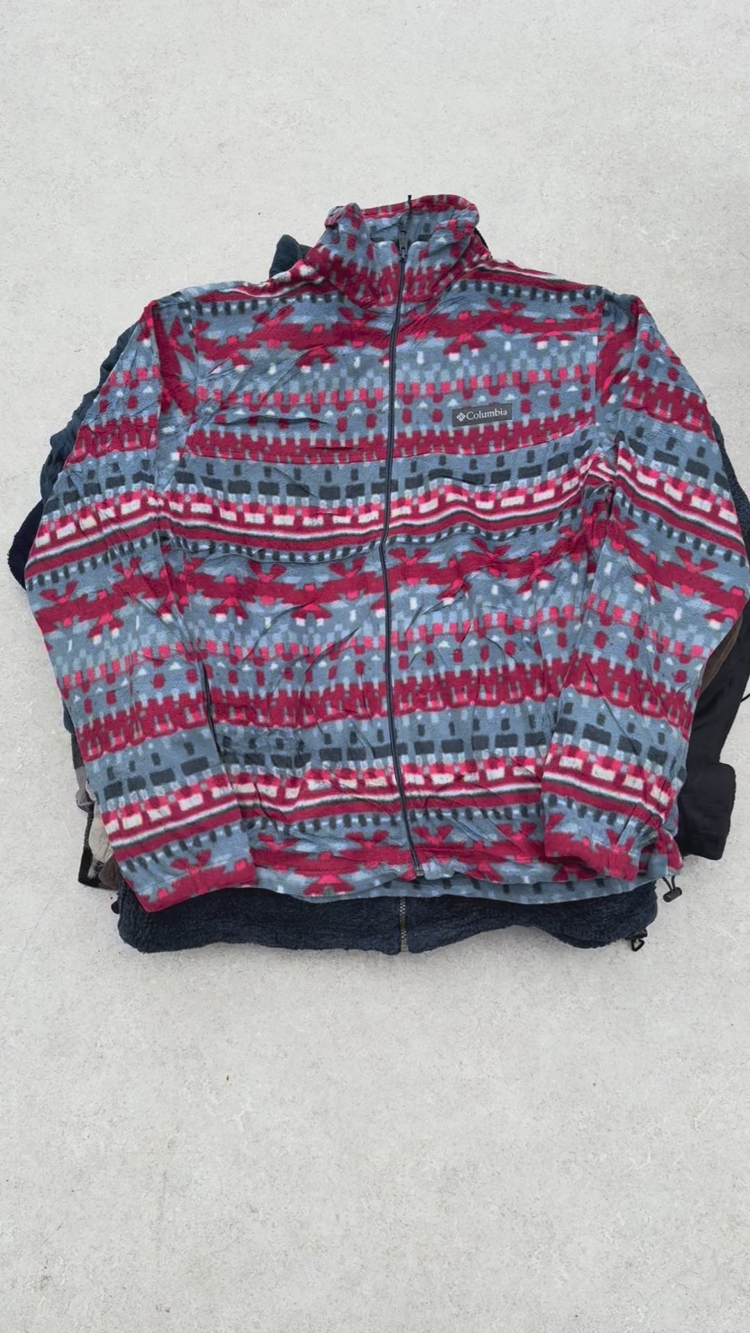 SALE! Unopened 45.5kg Columbia Fleece Bale